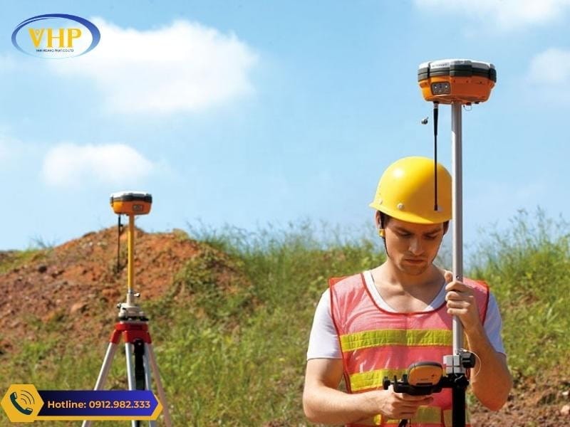 Mô Hình Đo Máy RTK Với Base Phát Và Rover