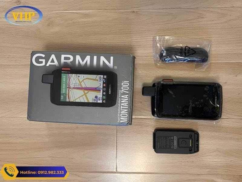 Trọn bộ Máy định vị GPS cầm tay Garmin MONTANA 700
