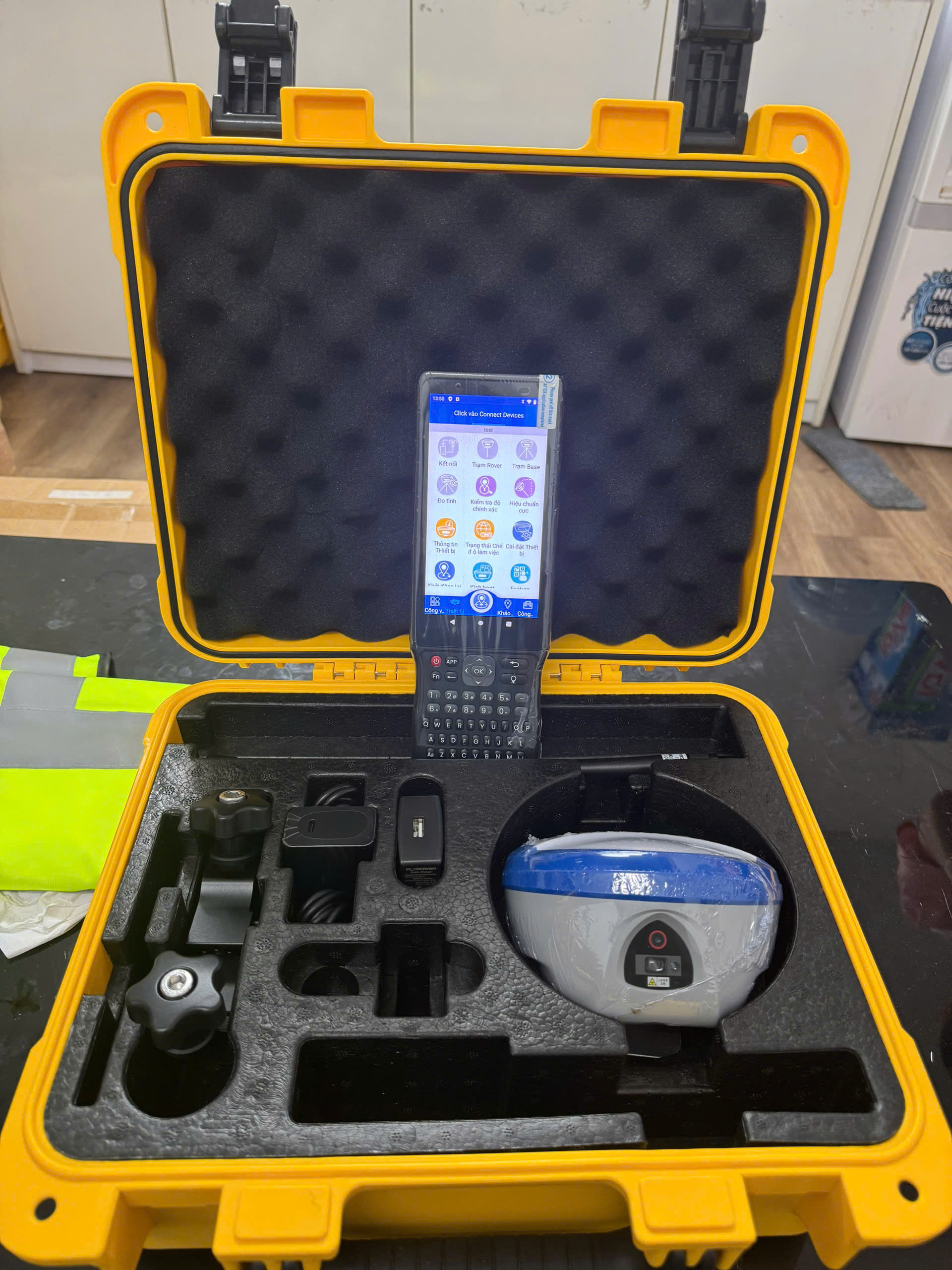 Bộ máy GPS RTK Toknav T40 -TRẮC ĐỊA HOÀNG PHÁT