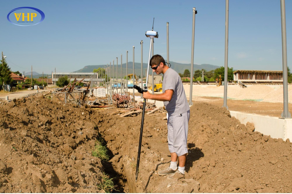 Tổng quan thị trường máy GPS RTK cuối năm 2025